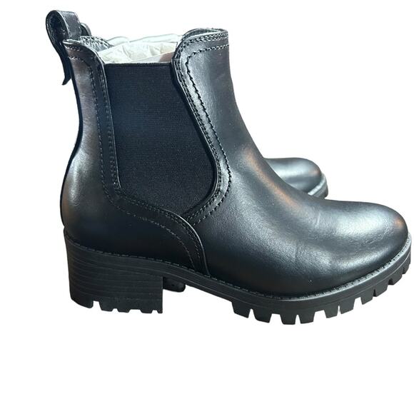 Sugar Kelce Pull On Chelsea Ankle Boots Black Chunky Heel Edgy NEW  Size 6 - Picture 1 of 11